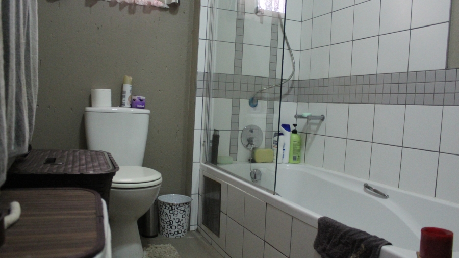 2 Bedroom Property for Sale in Die Bult North West